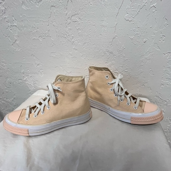 Converse Peachy Pink High-Top Sneakers Chuck Taylor Canvas LIKE NEW - Picture 3 of 8